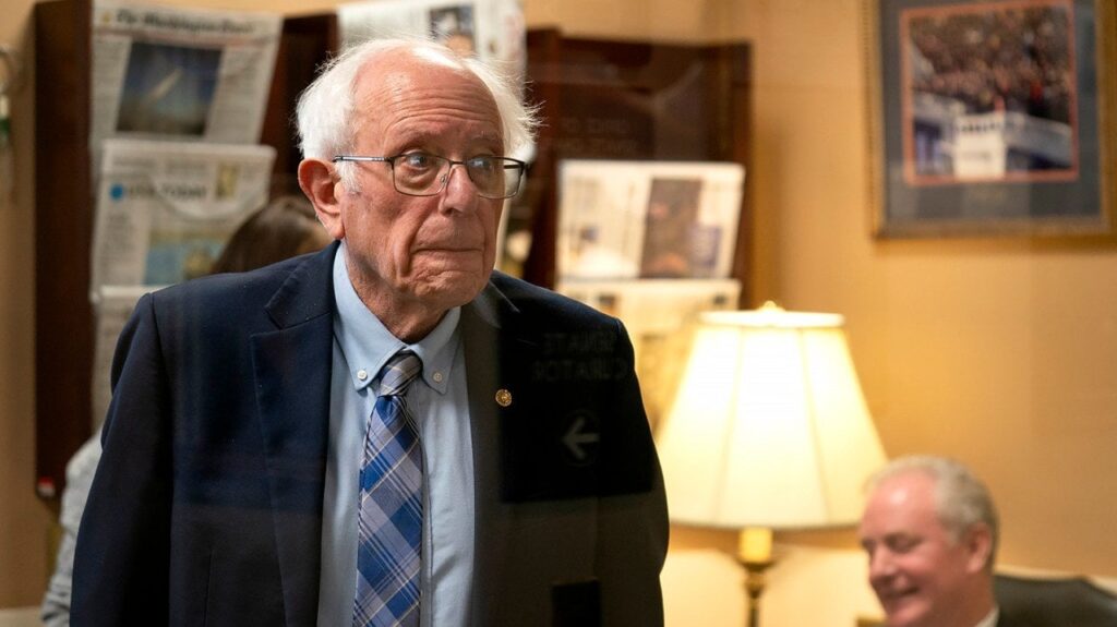 サンダース氏、FOXニュースの論説で億万長者の政治権力を非難「それは民主主義ではない」