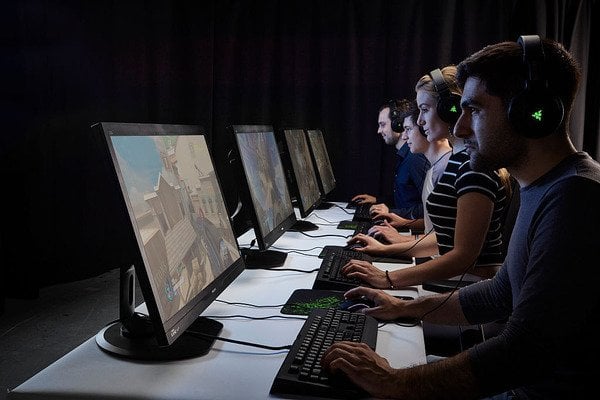「PCゲーマーになったきっかけは？」そんなシンプルな話題のredditスレッドが話題となっています