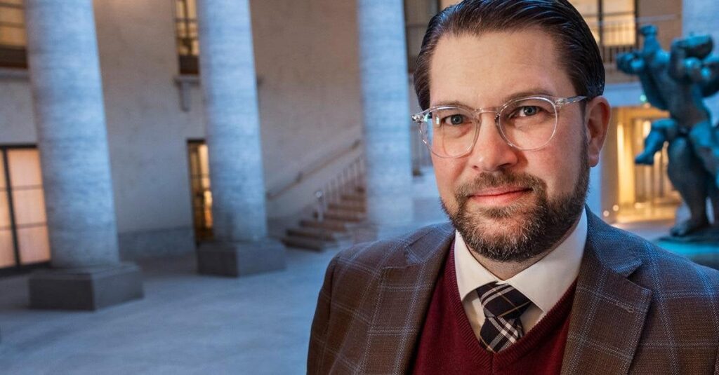 オーケソン氏: スウェーデンで生まれた人は誰でも市民権を失うことができるべきである