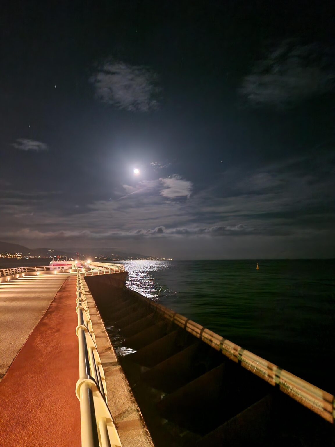昨夜の散歩、この写真は完璧でした