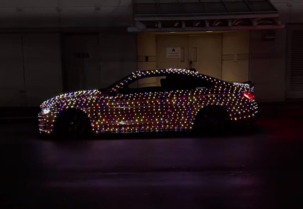 車のクリスマス LED