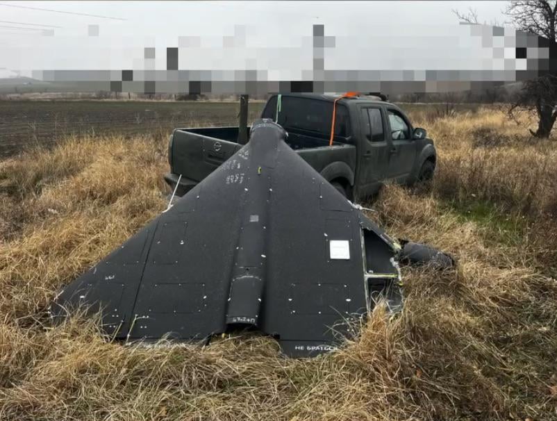 ロシアとイランのシャヘド-136神風無人機、およびその無人機を撃墜するために使用されたウクライナ軍の対空技術。