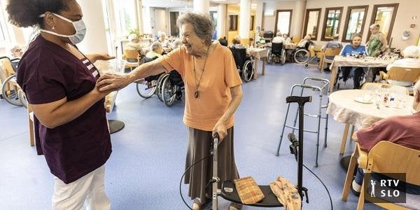 DSO への雇用への関心は記録的な低水準にある。入札はわずか27％しか終わっていない。