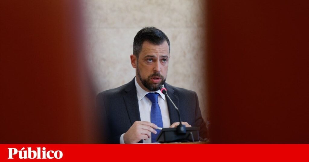ガンドラ・ダルメイダ氏、不当蓄財疑惑で辞任