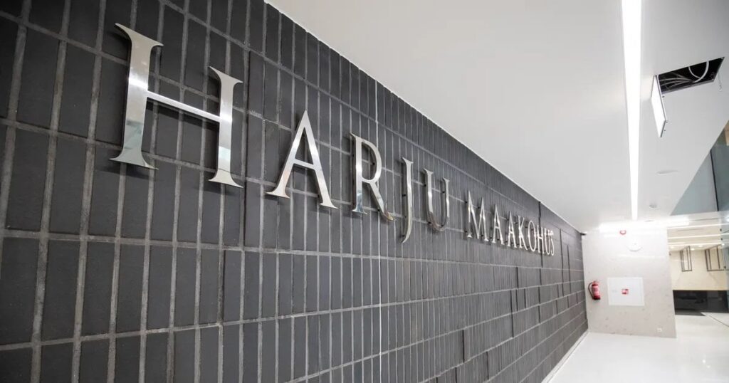 デルフィ・メディアのジャーナリストが未成年者に対する性犯罪で有罪判決を受けた
