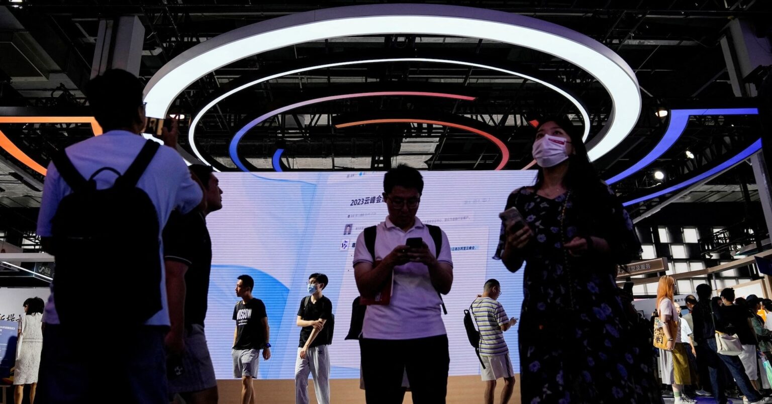 アリババが新型ＡＩモデル発表、「ディープシーク超え」主張