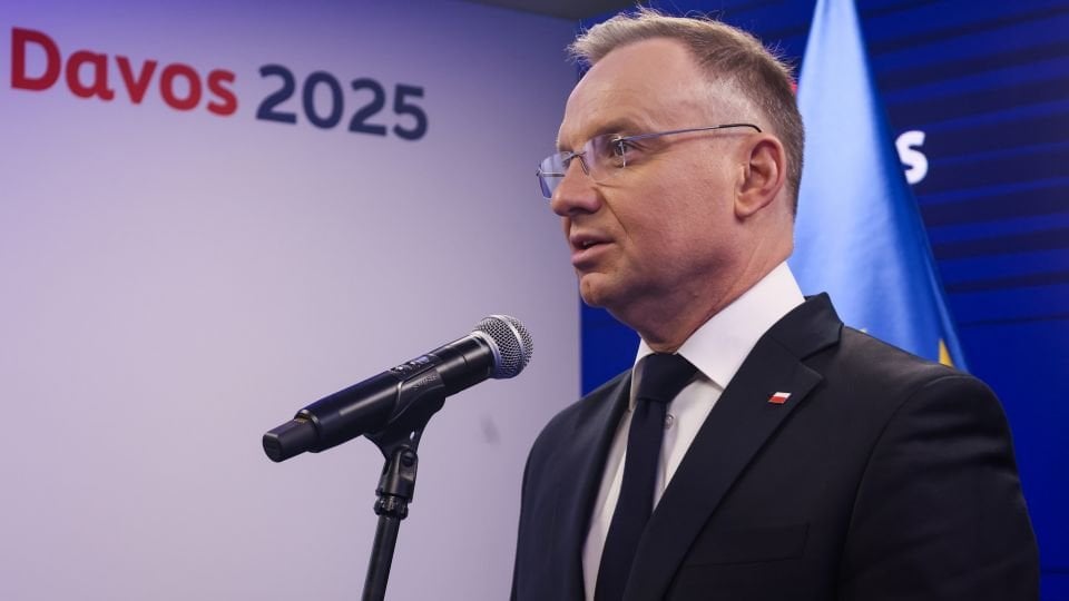 ノードストリームパイプラインは解体する必要があります」とDudaはBBCに語ります：ポーランドの大統領は、ロシアから西ヨーロッパへのガス供給は決して再開されないでください。 。