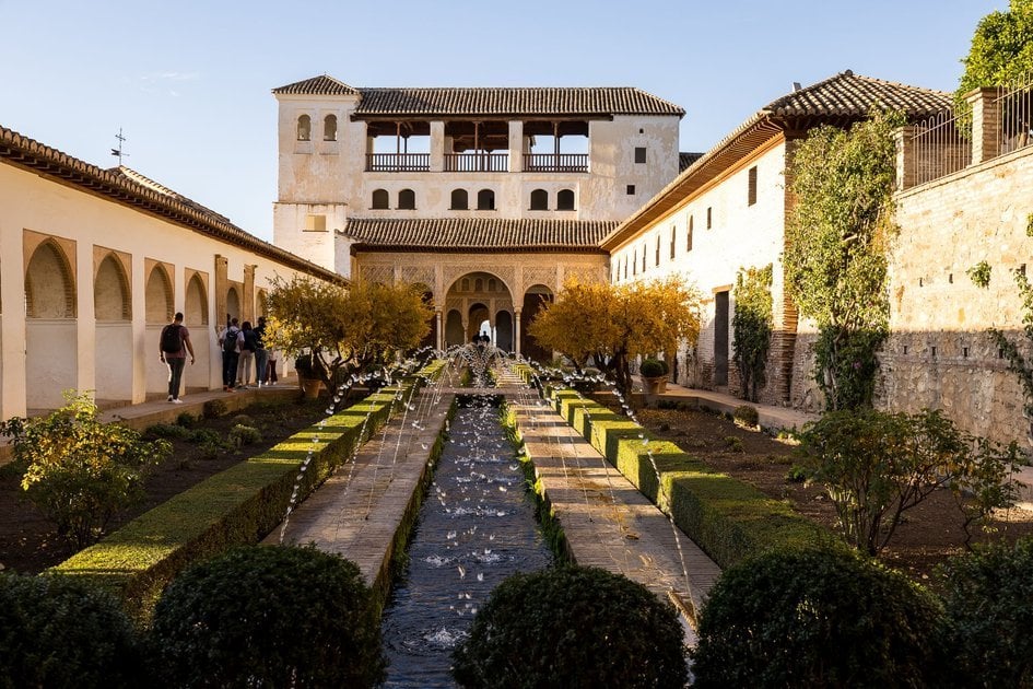 スペイン、グラナダのアルハンブラ宮殿の庭園