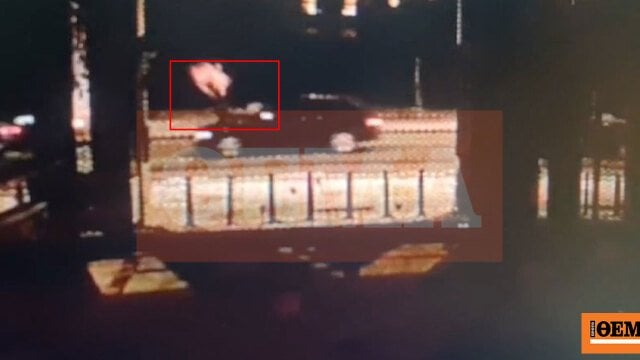 アテネで25歳の男が歩行者を引きずる瞬間の動画―彼は彼を空中に投げ飛ばした、過酷な映像