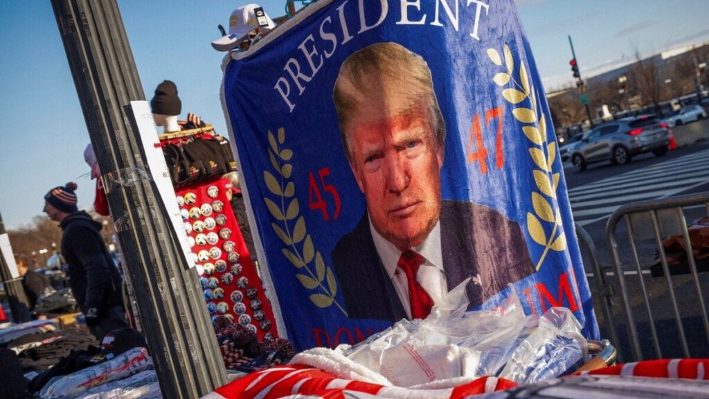 ドナルド・トランプ就任式（大統領に就任）メガスレッド