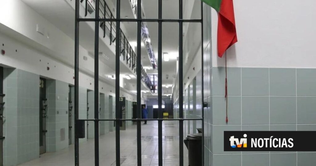80歳男性、妻殺害容疑で公判前拘留中