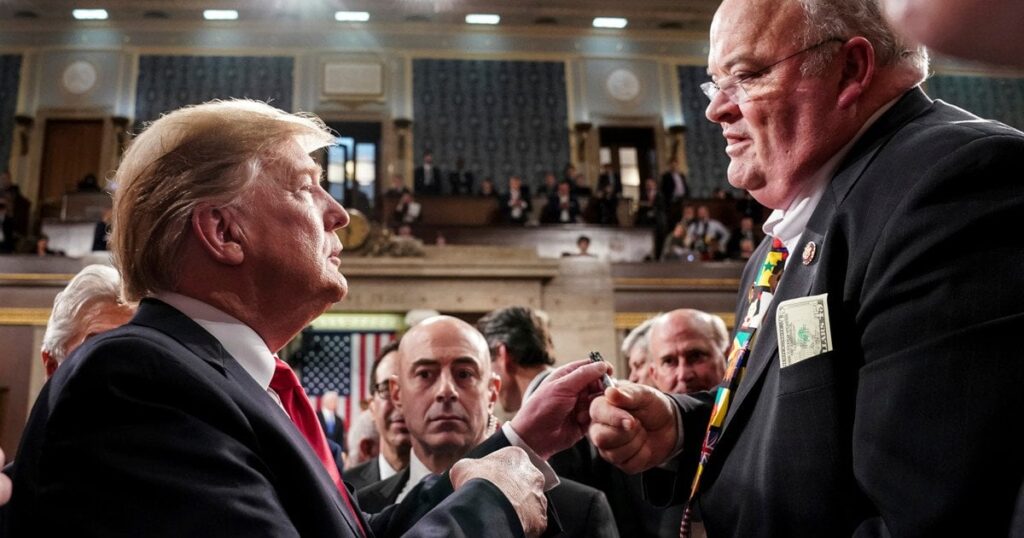 トランプ大統領が内国歳入庁長官に指名したビリー・ロング氏、税務専門家が疑わしいと指摘する資格を宣伝