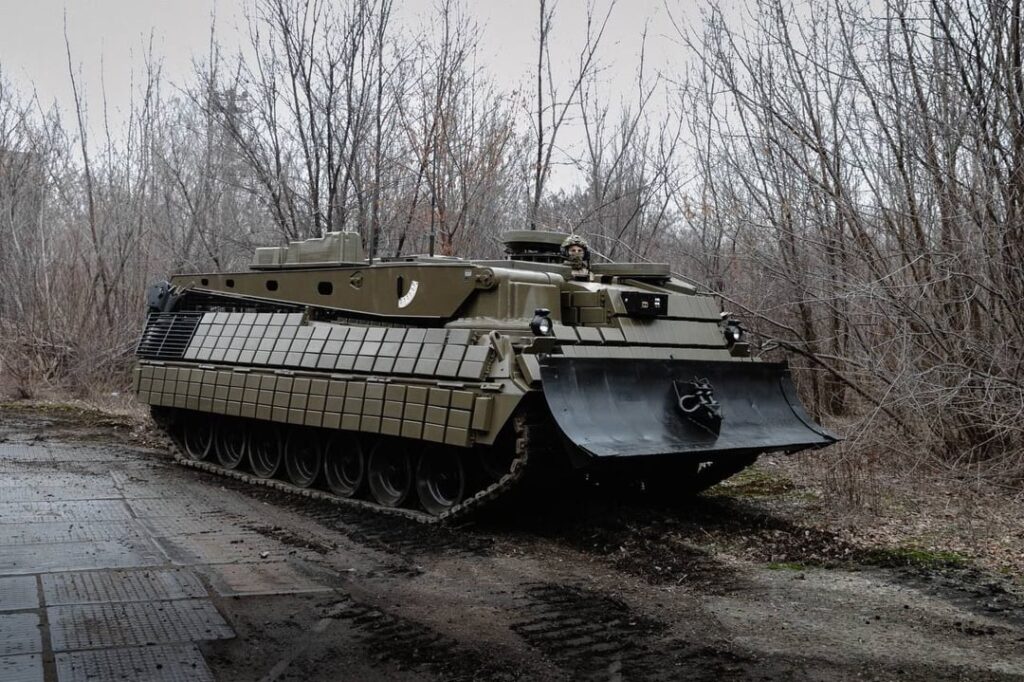 芸術作品?このウクライナのベルゲパンツァー 2 ERA 付き [KRAKEN armored group, January 2025]