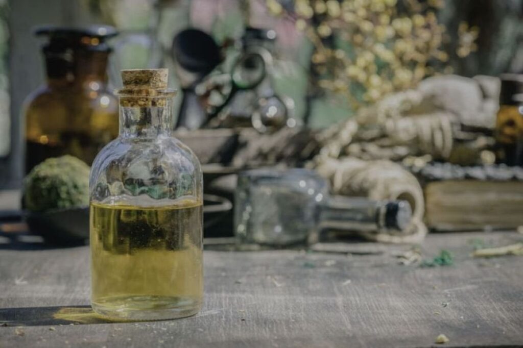飲まなくてよかった！イギリスの工事現場で発見された200年前の瓶 　作業員は「きっと海賊の隠したラム酒だ！」と大はしゃぎし、「試しに一口飲んでみようか」