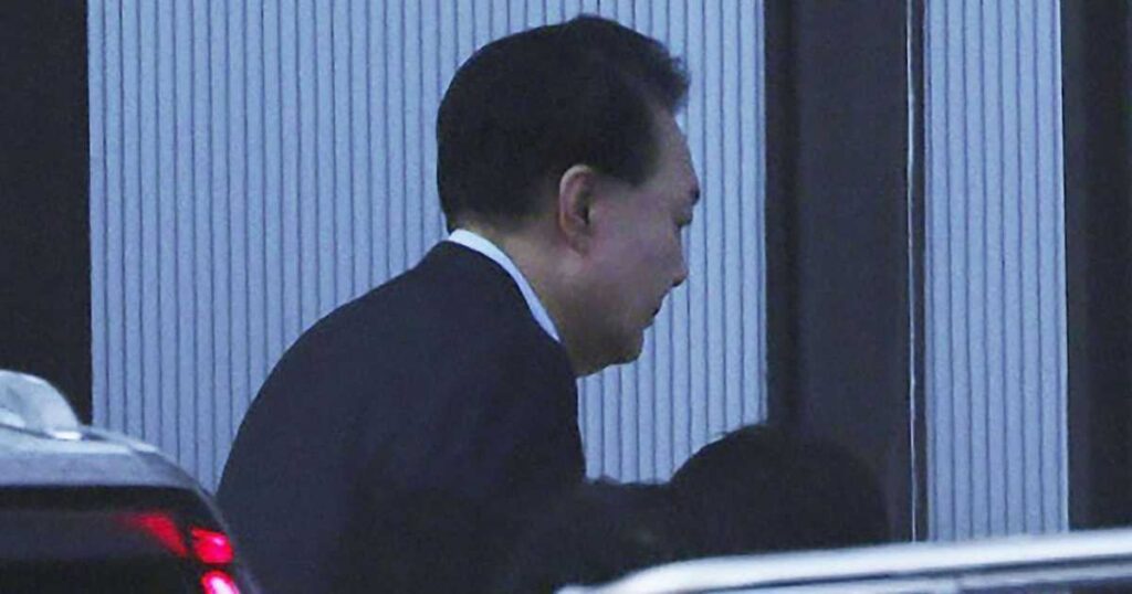 韓国・尹錫悦大統領の拘束令状を執行、捜査本部 現職大統領で初 「不法捜査だが出頭」― 入念な準備して再執行に臨んだ