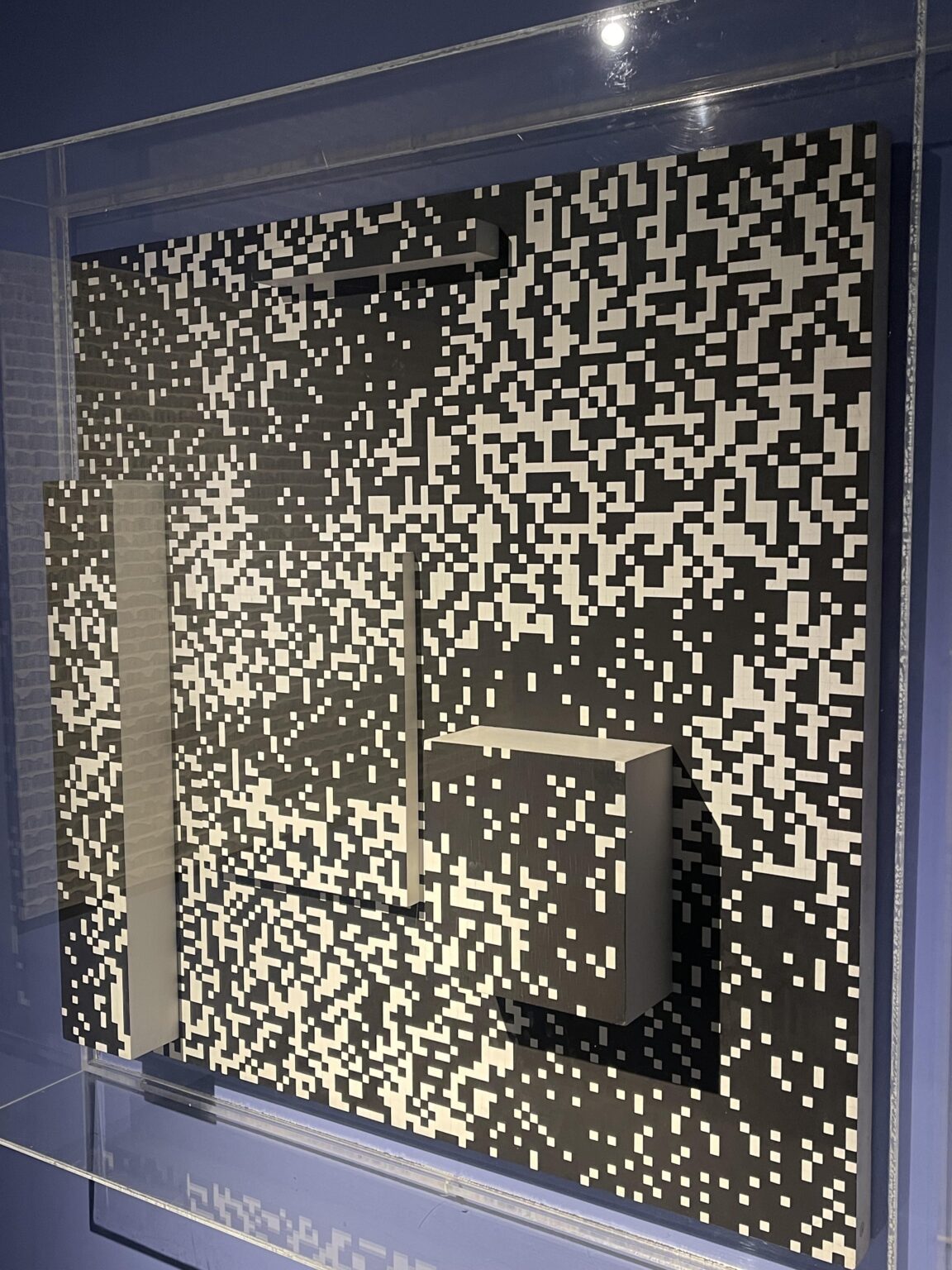 QR が最初にデザインされたのは 1973 年ですか?