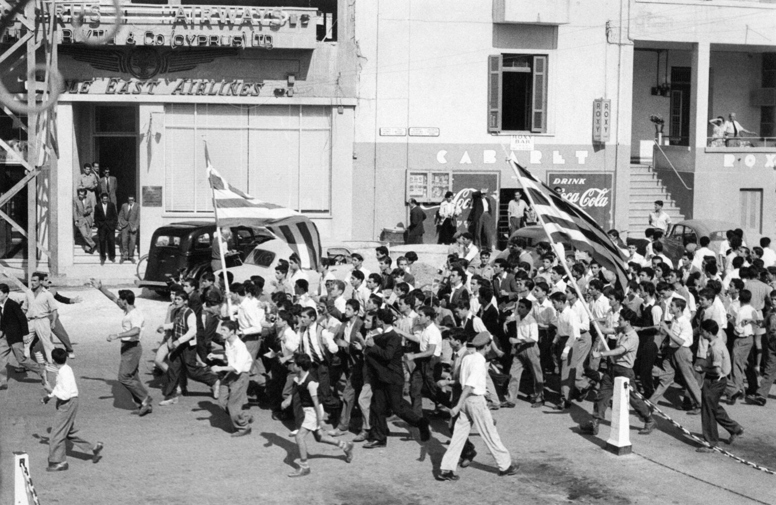 この 1955 年の写真がキプロスのどこで撮影されたか知っている人はいますか?