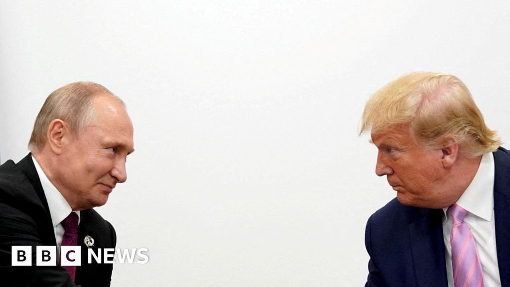 トランプ大統領、プーチン大統領にウクライナでの「ばかげた戦争」を終わらせるか、新たな制裁に直面するよう指示