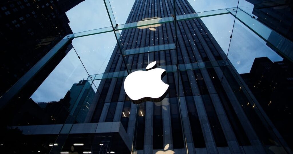 アイルランドの法人納税者トップ10は全員アメリカ人だということまで。 Apple、Microsoft、Google、Pfizer、Merck (US)、J&J、Facebook、Intel、Medtronic、Coca-Cola は、2021 年に全法人税の 56% を支払いました。第 1 位の Apple と第 2 位の Microsoft は合わせて 41 億ユーロを支払い、これは 2021 年を上回ります。 #3〜#10を組み合わせたもの。