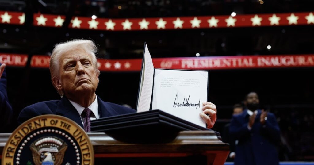 ジャッジが彼の資金調達の凍結をブロックすると、トランプは最初の大きな損失を渡しました