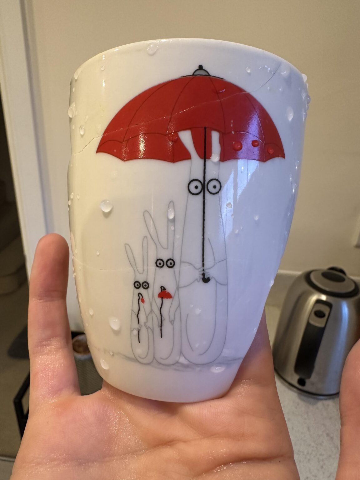 マグカップを探すのを手伝ってほしい