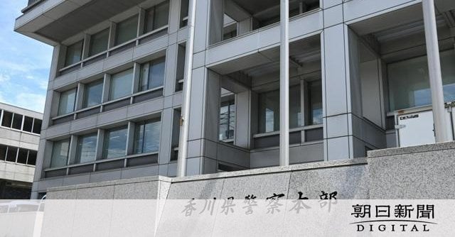 香川県高松市の高松道で5台絡む多重事故、1人死亡 停車中の車に次々と衝突か