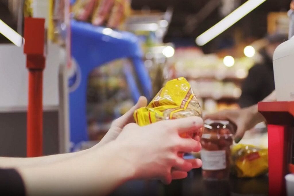 イタリア人からどんな教訓を学べるでしょうか?彼らはどのようにして高価なコーヒーやパスタの価格をボイコットして値下げしたのか