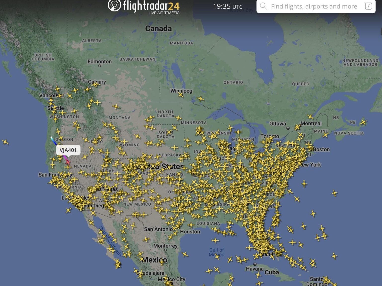 これは現在アメリカの領空を飛んでいるプライベートジェットの数です