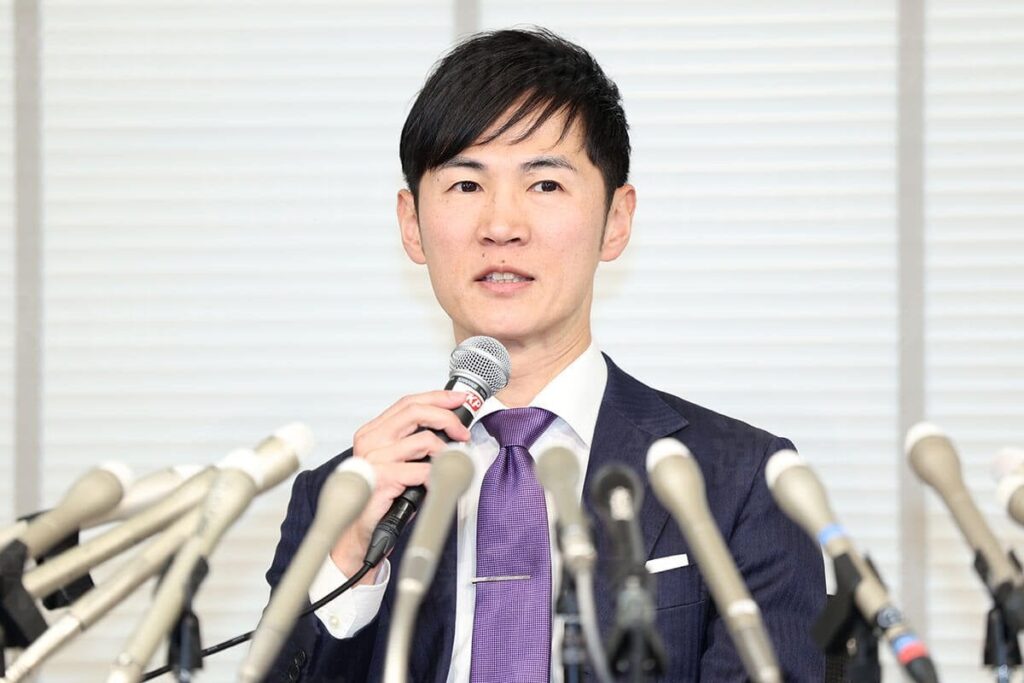 石丸伸二氏会見にオールドメディア側が猛反発「偉そうに。何が“あなたなら合格”だ」「市長時代と同じで記者クラブをだしに使いたかっただけ」