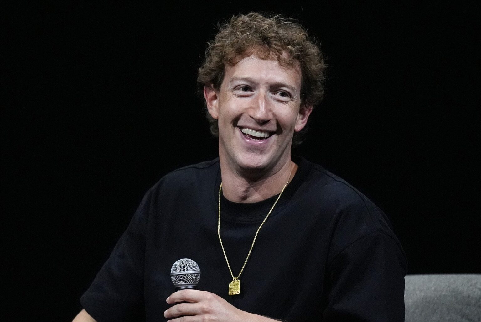 マーク・ザッカーバーグ氏、フェイスブックとインスタグラムで「政治的検閲を大幅に減らす」と発言／メタのボスはトランプ氏と協力する用意があり、伝統的メディアを攻撃しEUを批判