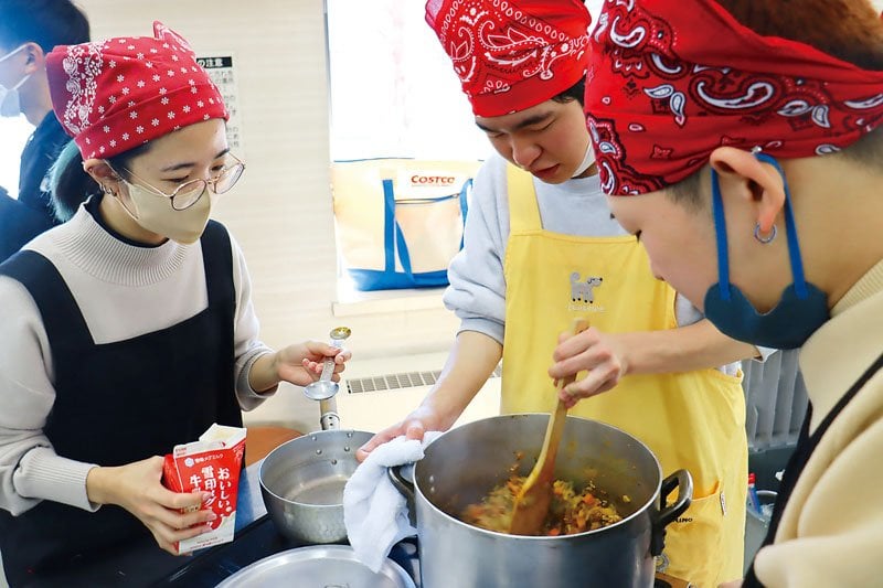 高校生がオリジナルカレー考案 カレーで町おこし行っている埼玉・松伏で高校生カレー選手権 優勝メニューは今後のイベントで提供予定