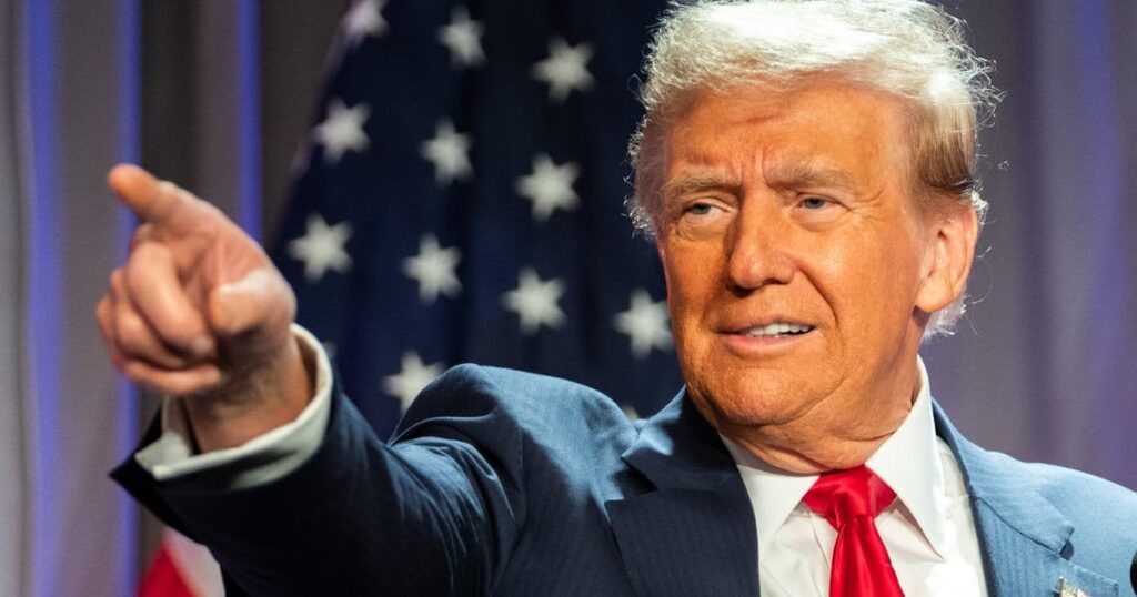 トランプ大統領に不穏な額の現金が殺到している
