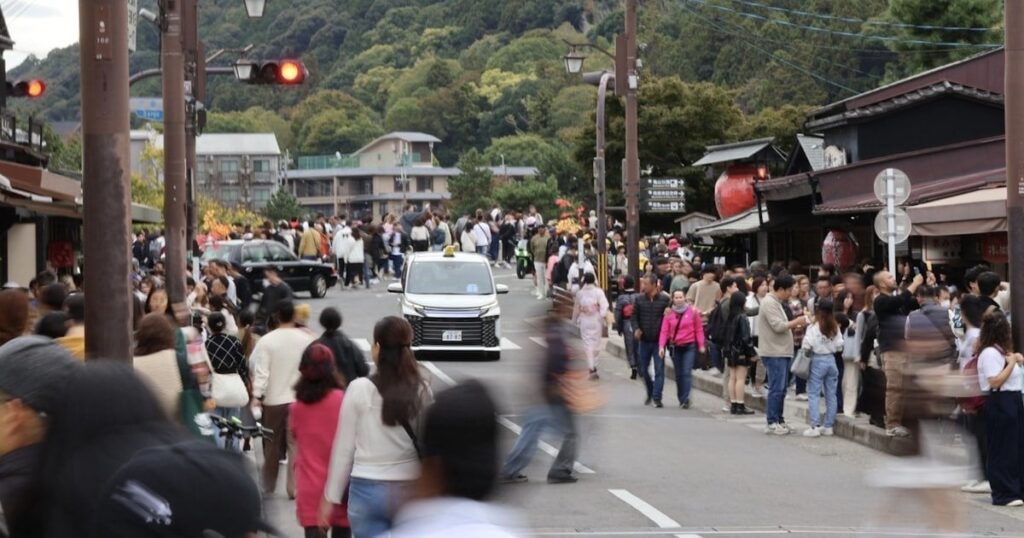 京都市の宿泊税、最高1万円に引き上げへ 税収2倍以上