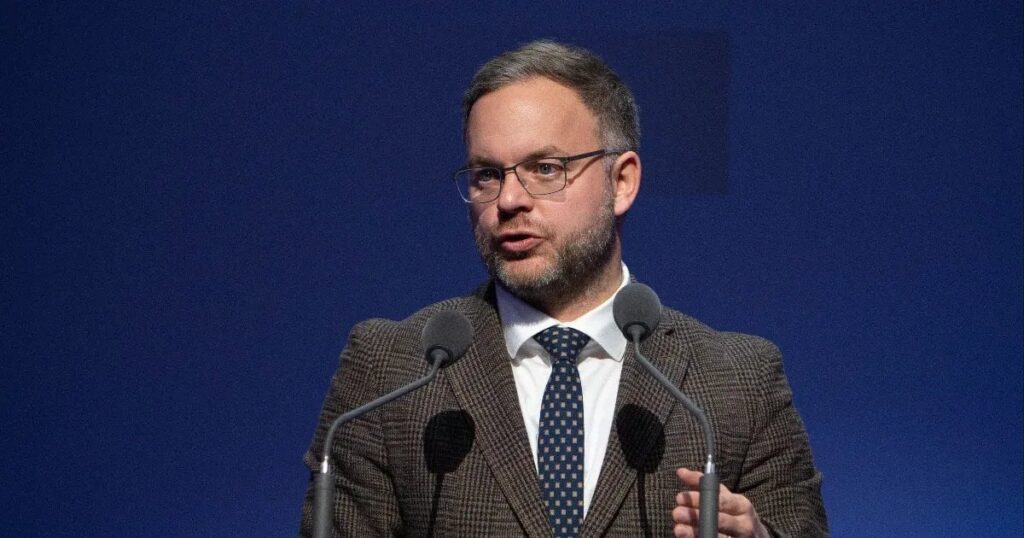 バラーズ・オルバーン氏:ハンガリー外交と対外経済戦略が実際に機能する最初の年となるだろう