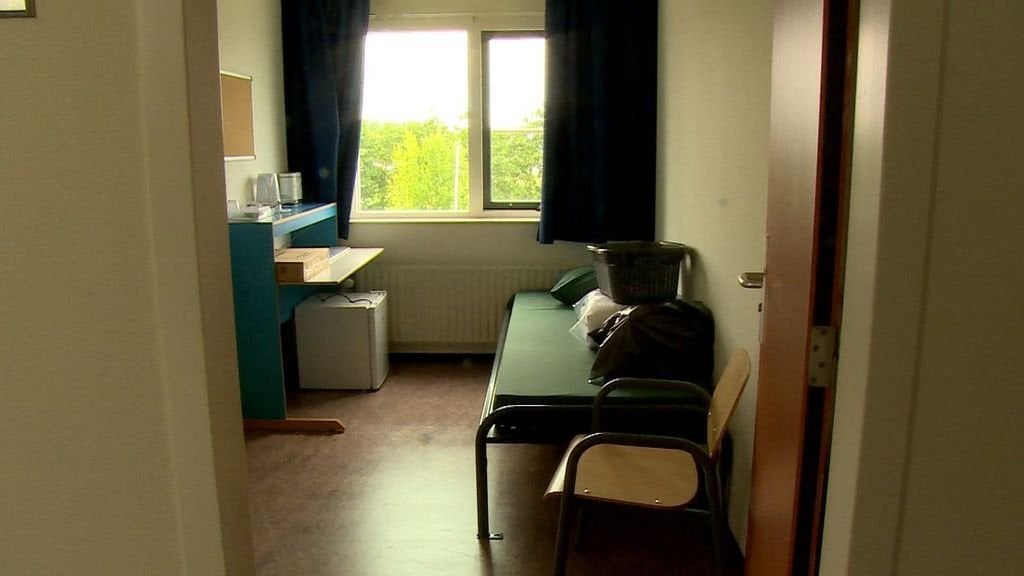 仕事と歯医者に「行くだけ」：ミデルバーグ刑務所裁判は良好な結果に