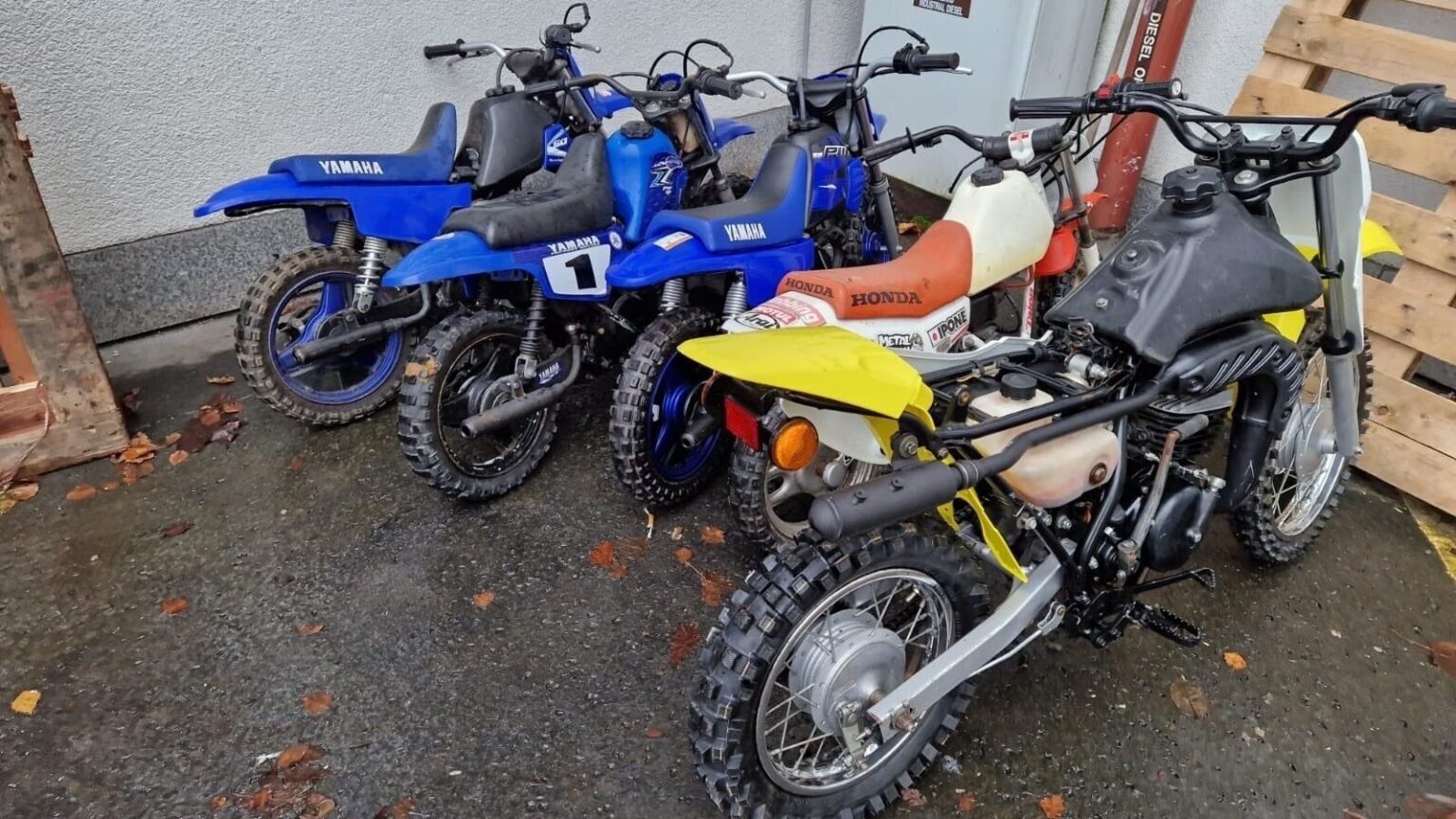 ガーダイはついにバイクを追いかけることを許可しました。