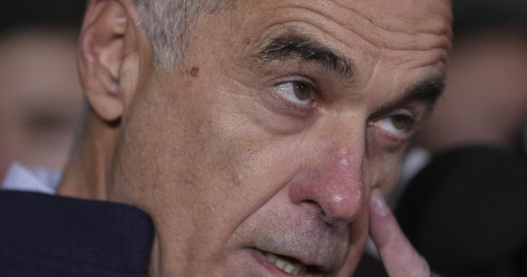 母親が軍団運動の一員だったという情報を受けたカリン・ジョルジェスクの反応: 私にとって彼女は象徴でした