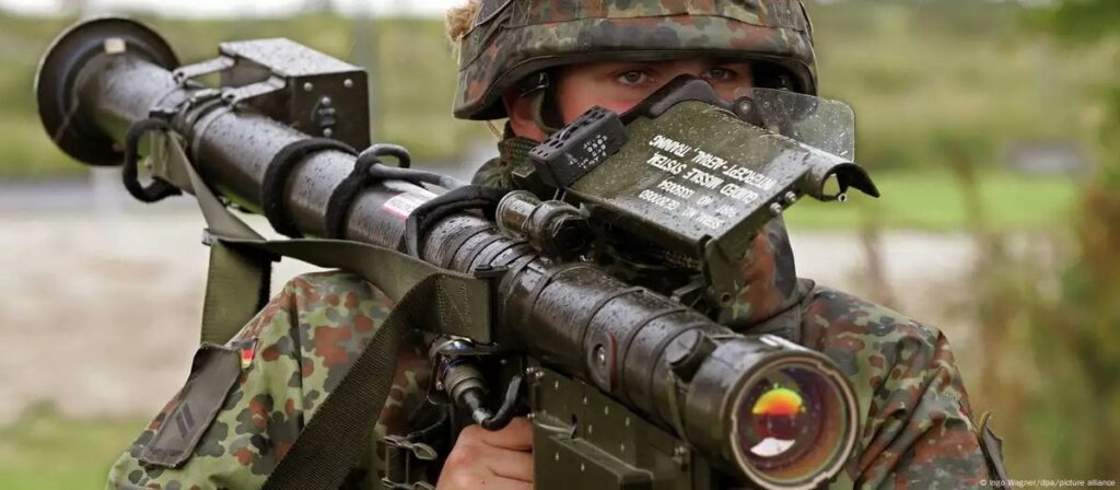 ドイツ、軍による不審なスパイドローンの撃墜許可を目指す