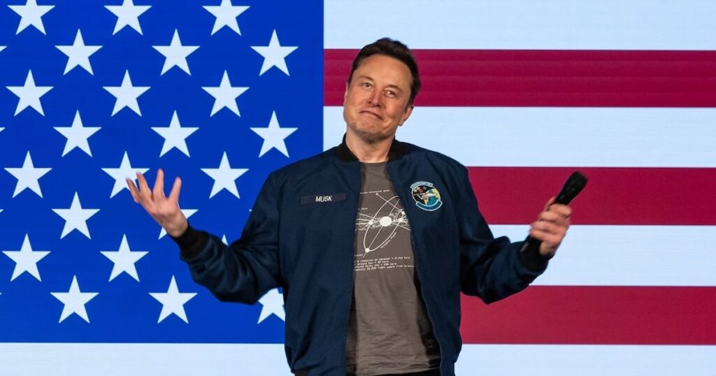 性的人身売買に対するマスク氏のキャンペーンは、性的人身売買容疑者を支持する形で最高潮に達する