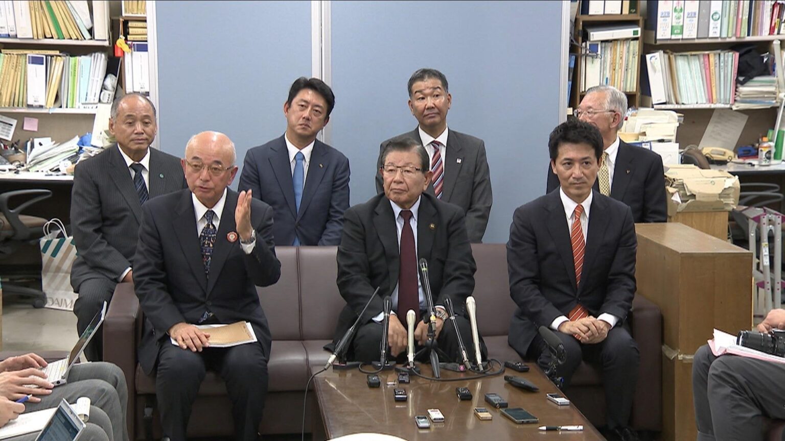 去年の兵庫県知事選挙で稲村氏の支援を表明した兵庫県内22市長を兵庫県内のNHK党関係者が刑事告発 「公務員の地位を利用した選挙運動は公選法違反」と主張