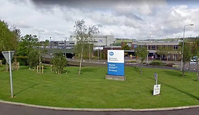 バイアグラ工場の煙が男性を勃起させているとアイルランドの町の住民が主張