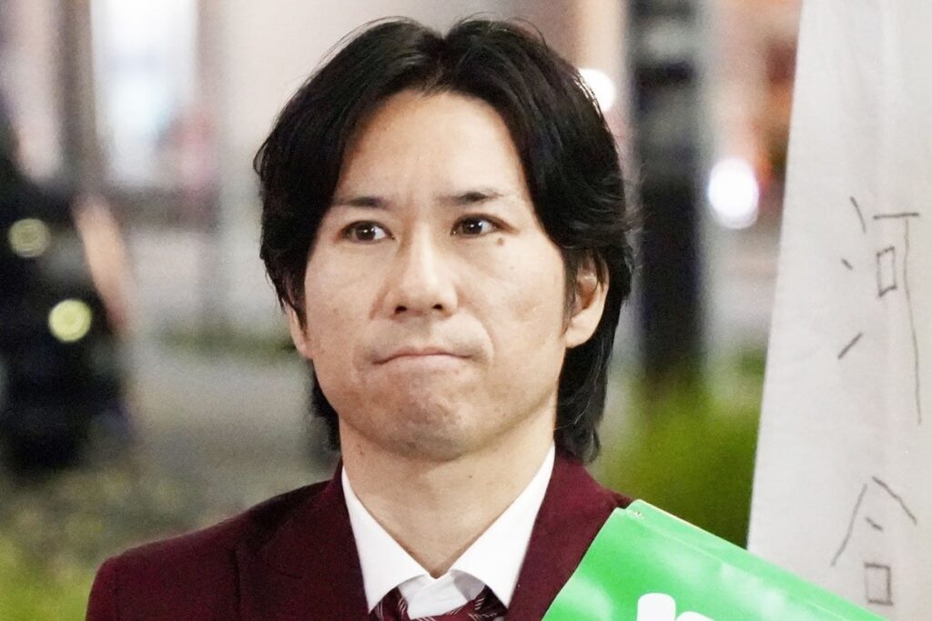 〝ジョーカー封印〟の河合悠祐氏 埼玉・戸田市議選でトップ当選