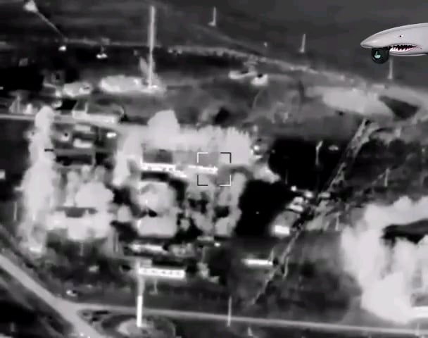 数週間前、ウクライナの「シャーク」無人航空機によって撮影された、ドネツク地域での珍しいロシアのネボMレーダーに対するウクライナのATACMS弾道ミサイルによる攻撃の映像