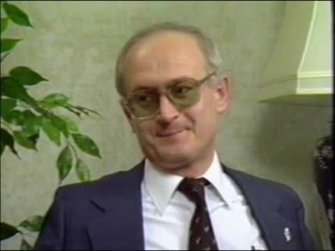 ユーリ・ベズメノフ - イデオロギー破壊活動
