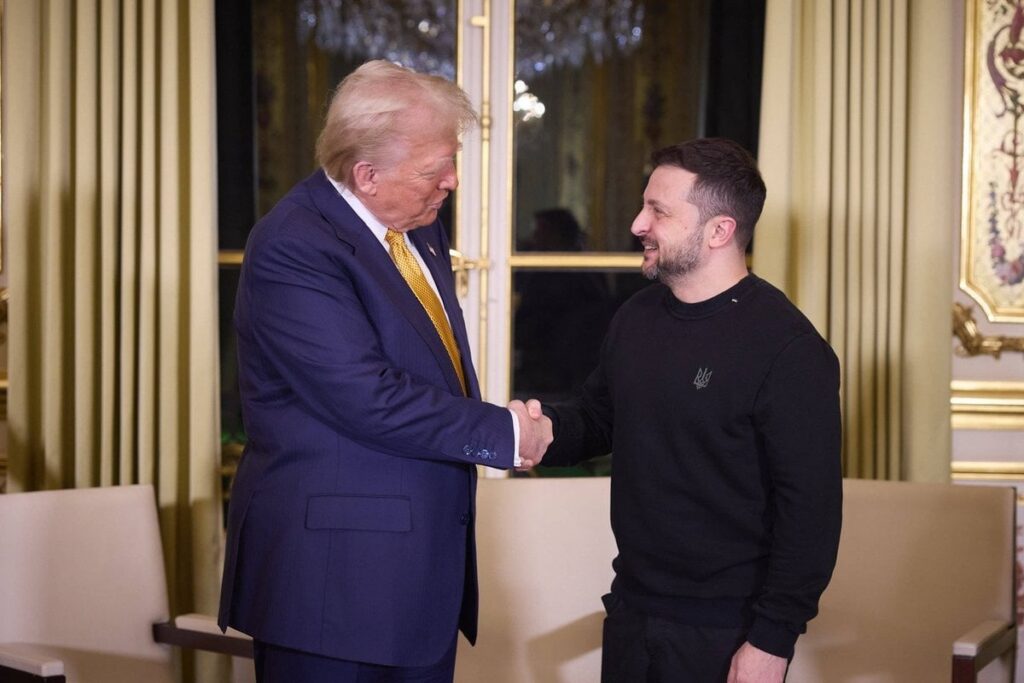 トランプは、ゼレンスクは天使ではなく、戦争が始まる前に取引をするべきだったが、戦うことにしたと発表した