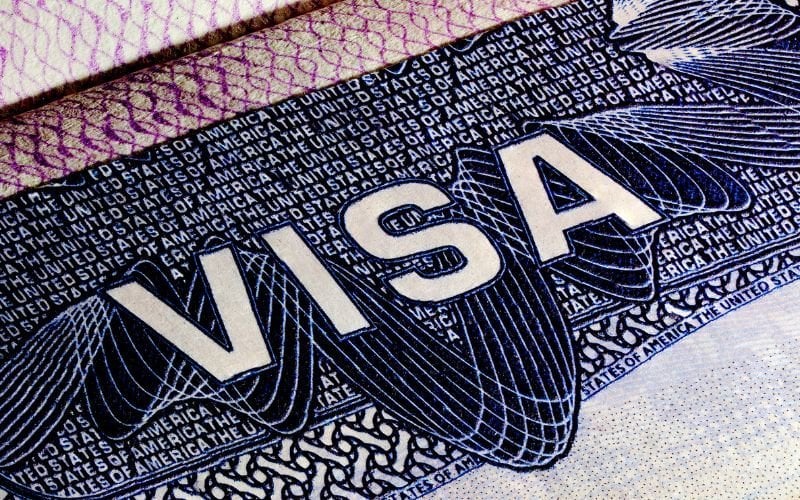 ルーマニア国民の米国へのビザは免除されますが、ブルガリア人は免除されます - いいえ