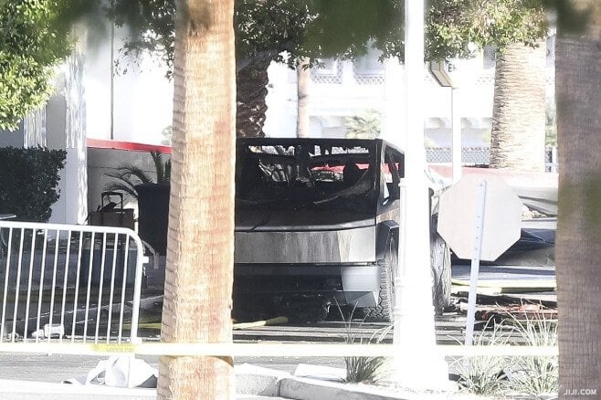 トランプホテル前でテスラ車爆発