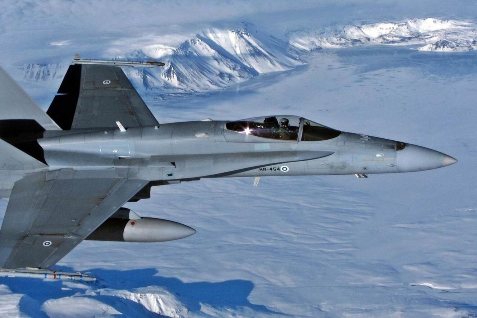フィンランド人、アイスランドで初めて空域パトロールを実施MBL