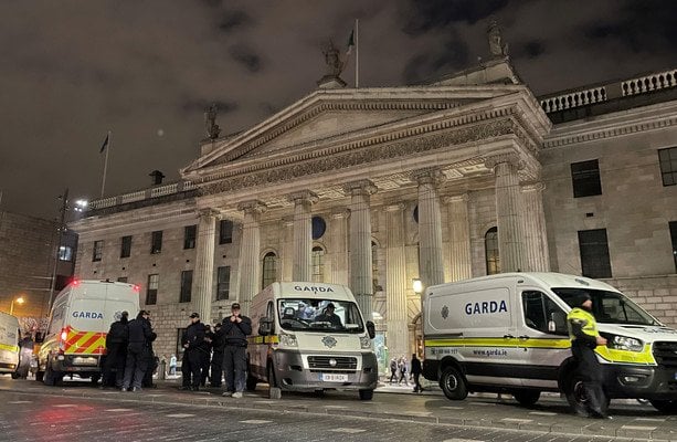 米政府、ダブリン暴動をアイルランド白人至上主義者によるテロと認定