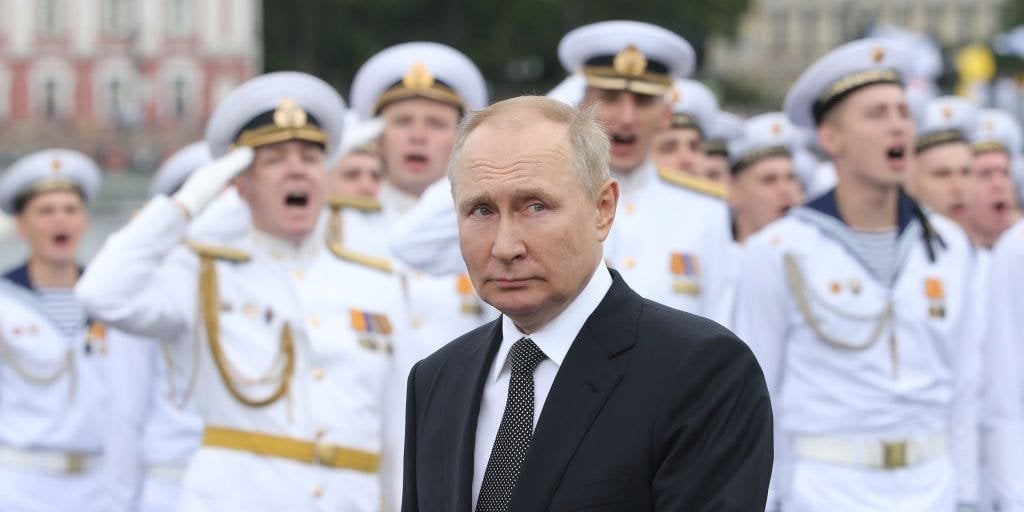 ロシア経済は人口動態災害に直面しており、今世紀末までに人口が半減するリスクがあるとシンクタンクが発表